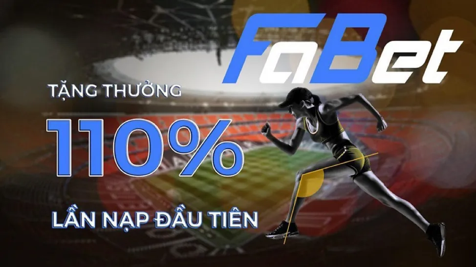 Người chơi eSports đang thi đấu trên máy tính